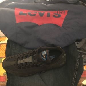 Meet your Posher, Ronald